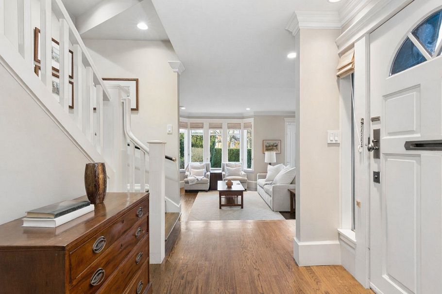 2518 Point Grey Road Vancouver, BC - 6