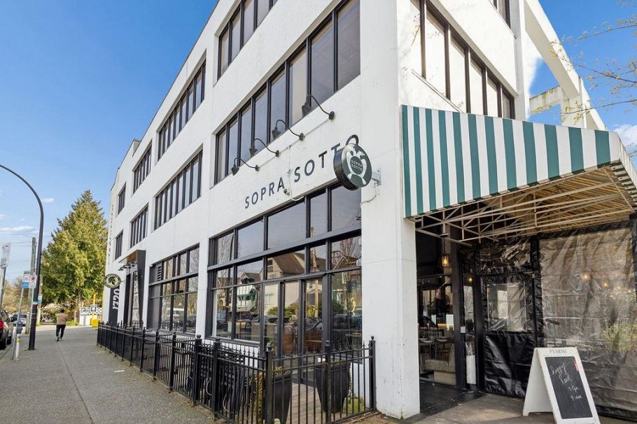 1 3393 Victoria Drive Vancouver, BC - 35