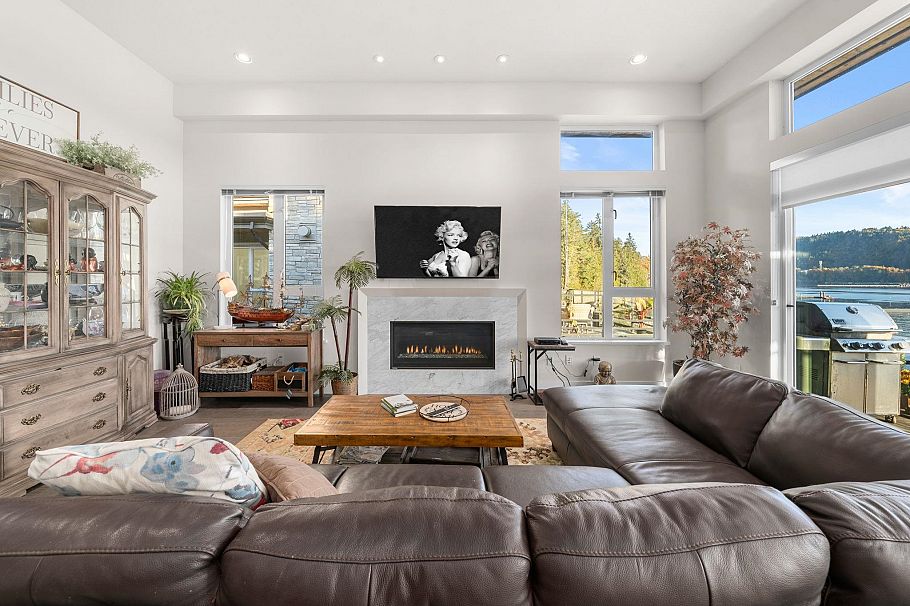 3887 Cates Landing Way North Vancouver, BC - 10