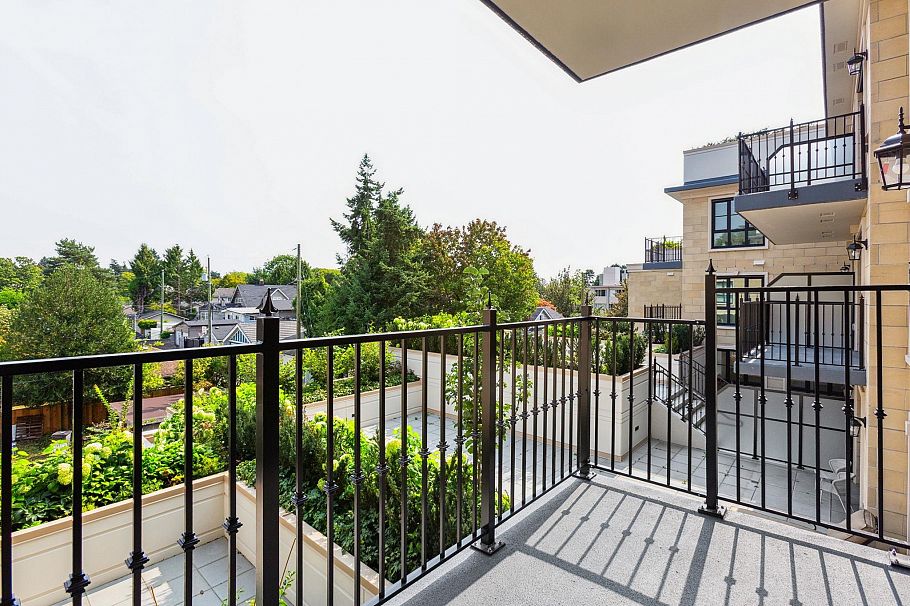 303 2096 W 47th Avenue Vancouver, BC - 16