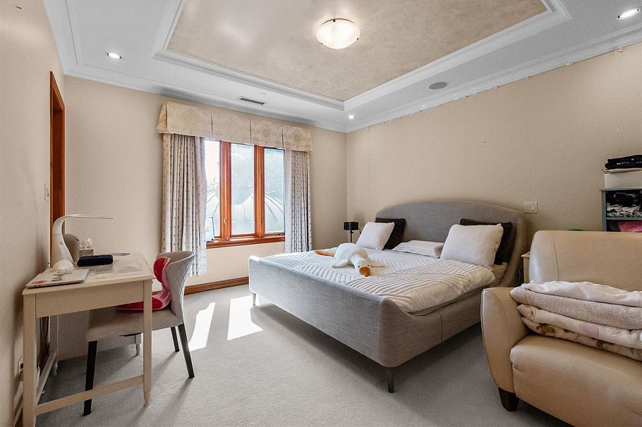 1155 W 54th Avenue Vancouver, BC - 15