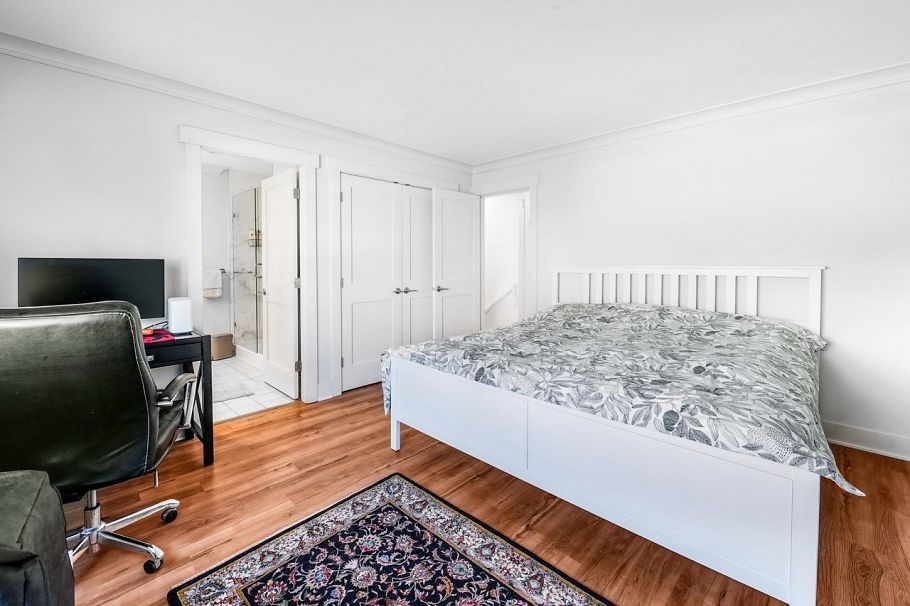 38 889 Tobruck Avenue North Vancouver, BC - 4