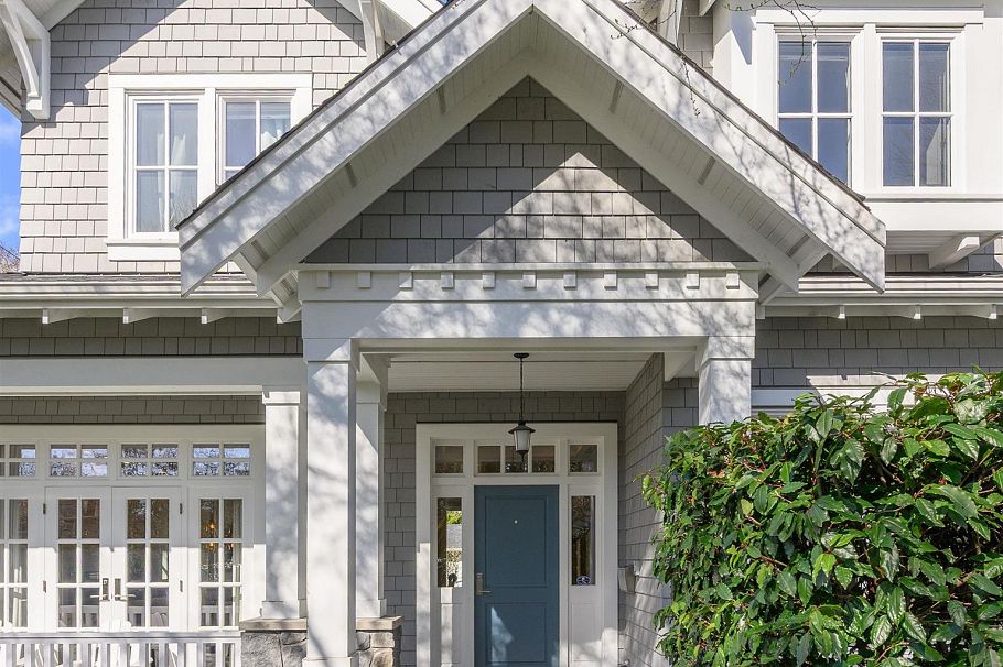 4297 W 11th Avenue Vancouver, BC - 2