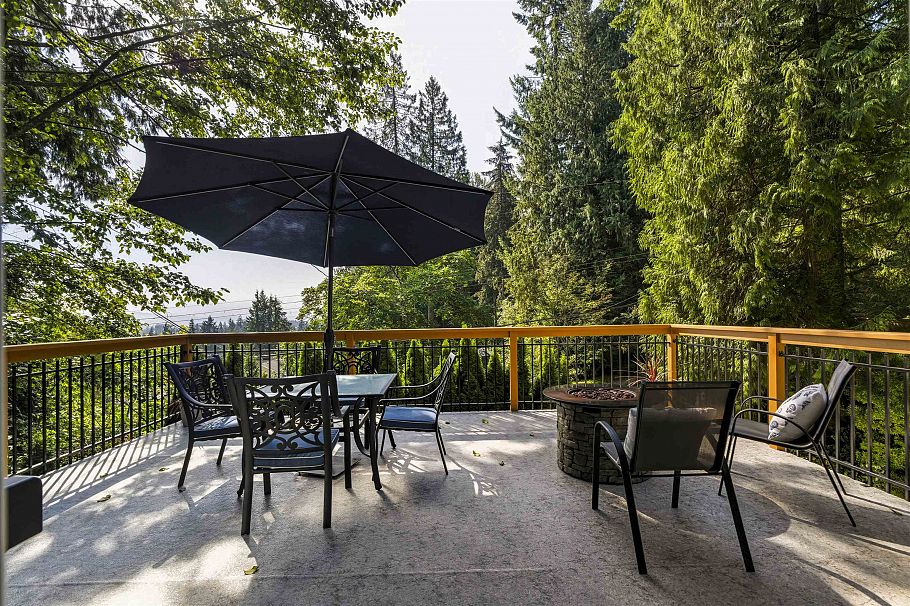 884 Wellington Drive North Vancouver, BC - 22