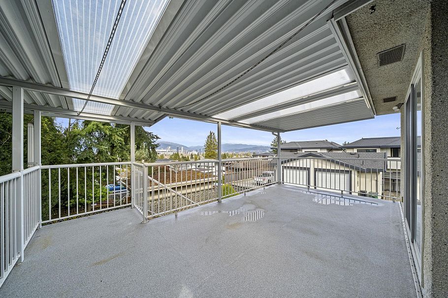 3783 Price Street Burnaby, BC - 11