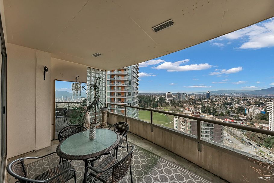 2301 5885 Olive Avenue Burnaby, BC - 26