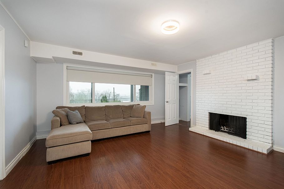 943 Shavington Street North Vancouver, BC - 20