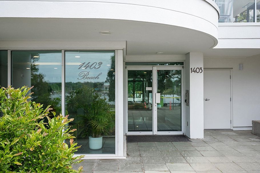 5A 1403 Beach Avenue Vancouver, BC - 3