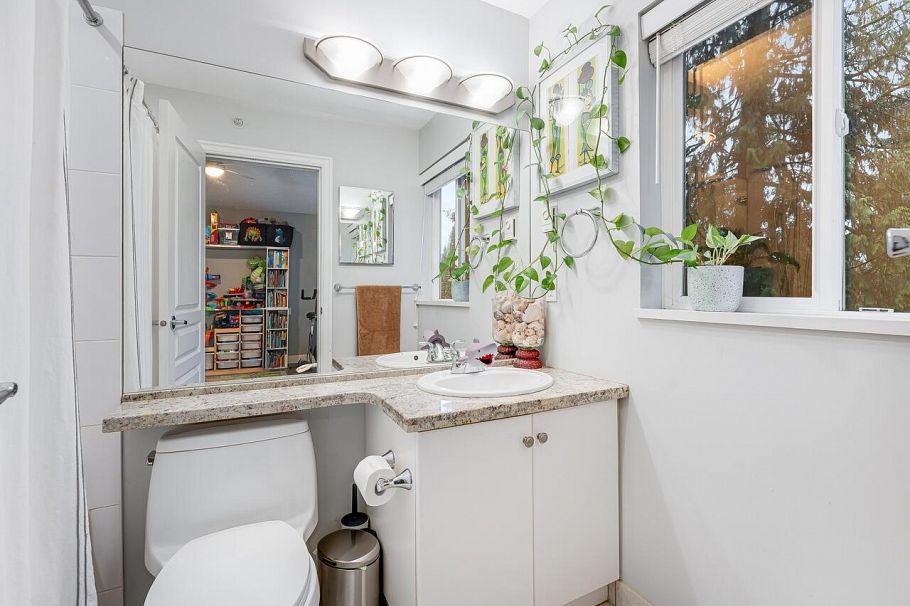 18 1073 Lynn Valley Road North Vancouver, BC - 14