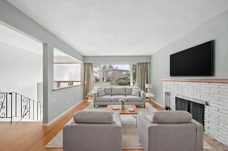 3783 Price Street Burnaby, BC - 28