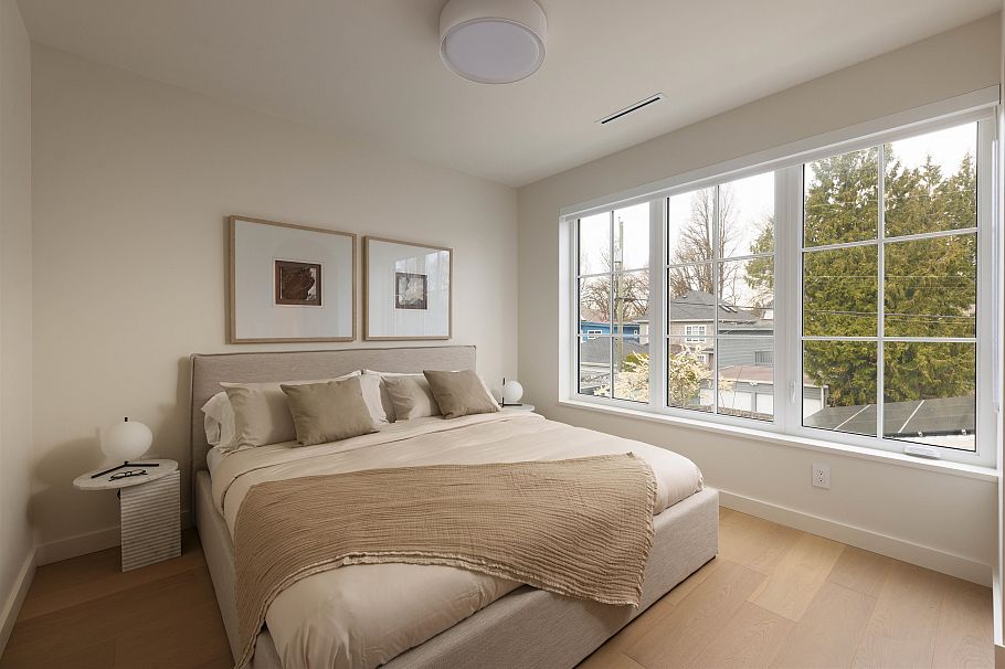 2 3449 W 22nd Avenue Vancouver, BC - 18