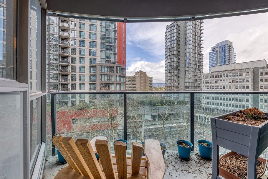 501 1189 Melville Street Vancouver, BC - 17