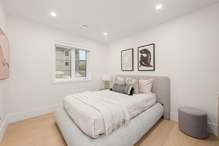 1 3393 Victoria Drive Vancouver, BC - 6