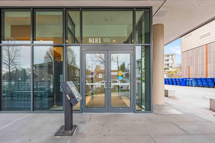 1302 8181 Chester Street Vancouver, BC - 28