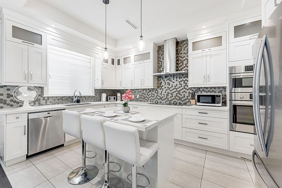 7380 Ontario Street Vancouver, BC - 9