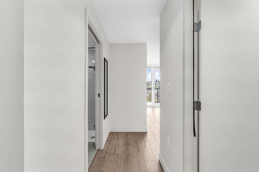 1302 8181 Chester Street Vancouver, BC - 11