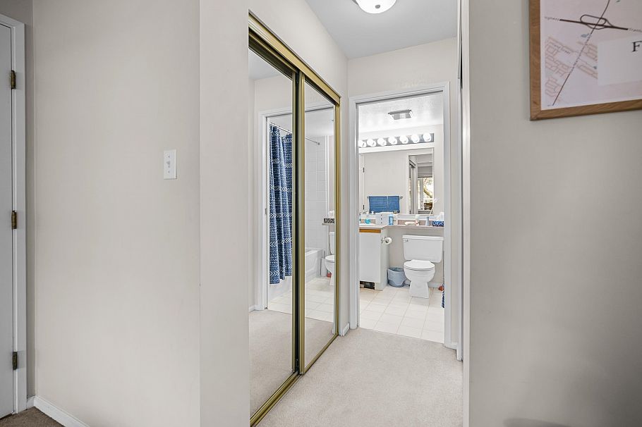 204 3168 Laurel Street Vancouver, BC - 15