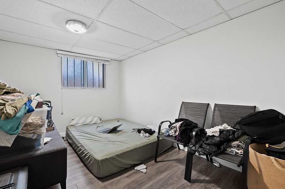 7656 Main Street Vancouver, BC - 30