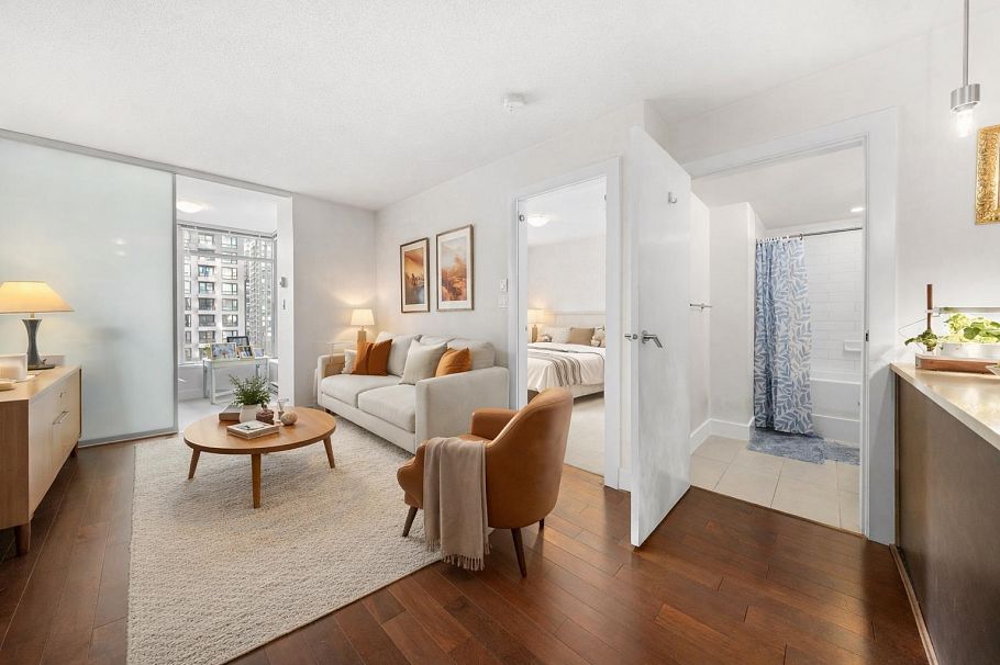 808 888 Homer Street Vancouver, BC - 3