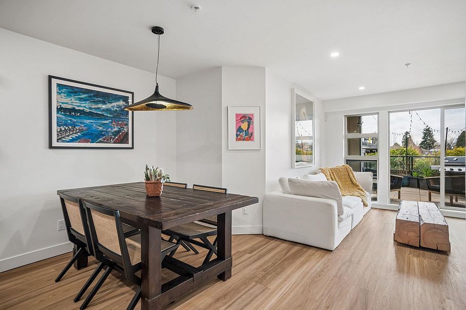 218 4550 Fraser Street Vancouver, BC - 9