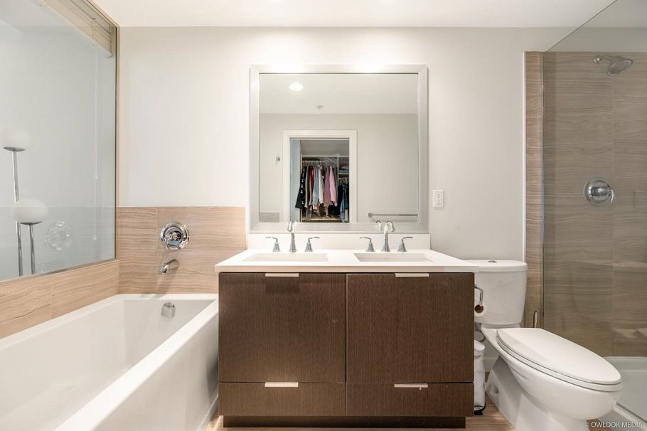 42 8628 Hazelbridge Way Richmond, BC - 17