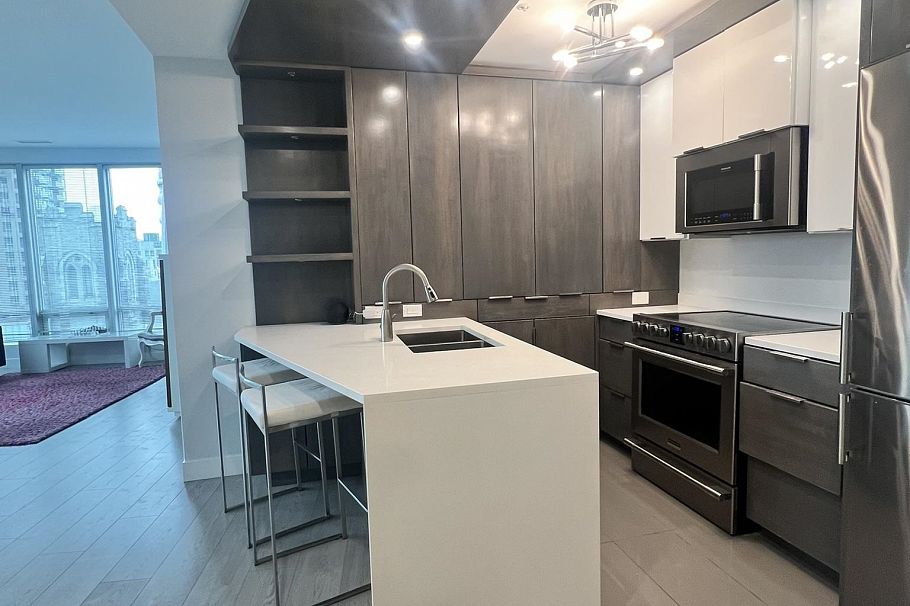 607 989 Nelson Street Vancouver, BC - 3