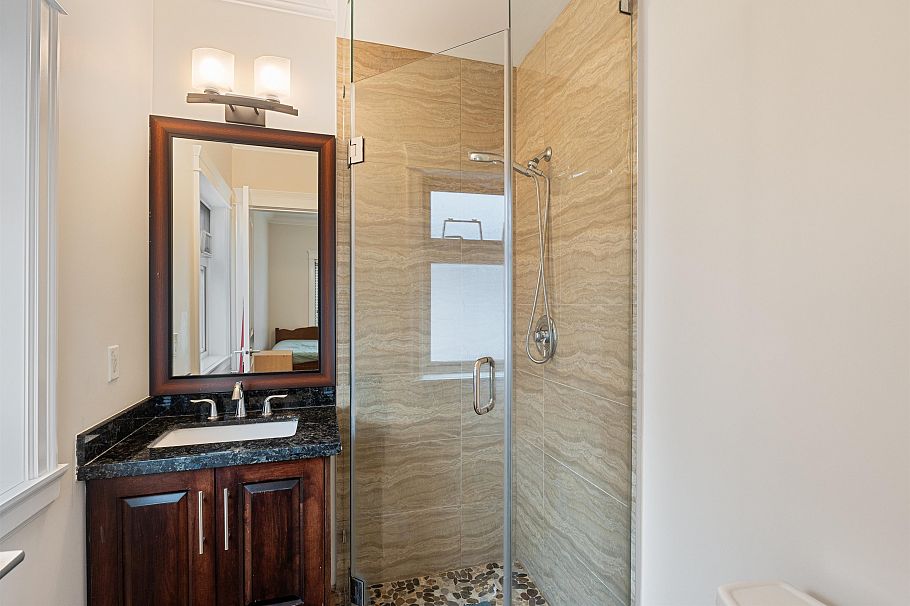 1909 E 64th Avenue Vancouver, BC - 17