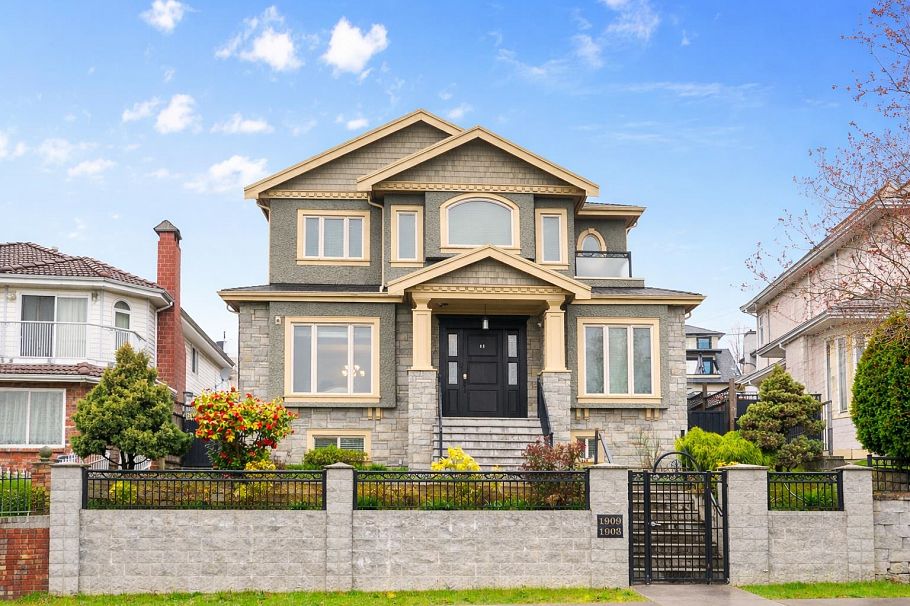 1909 E 64th Avenue Vancouver, BC - 1