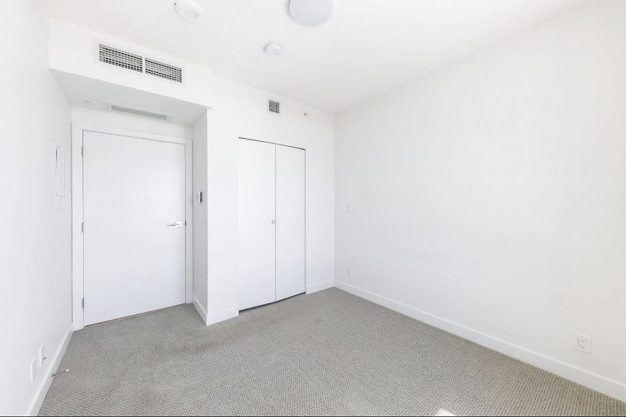 2005 1401 Hunter Street North Vancouver, BC - 13