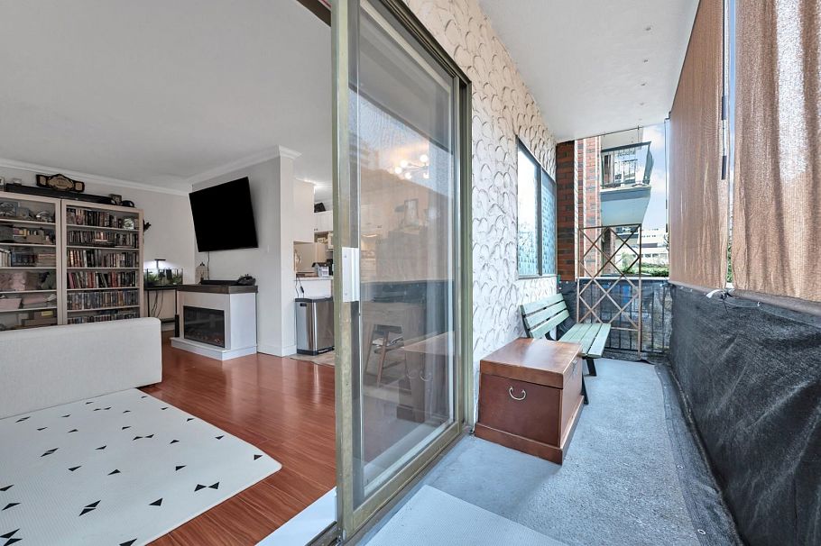 103 214 E 15th Street North Vancouver, BC - 16