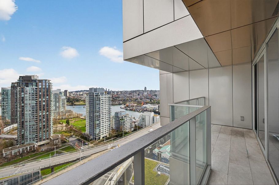 2809 1480 Howe Street Vancouver, BC - 8
