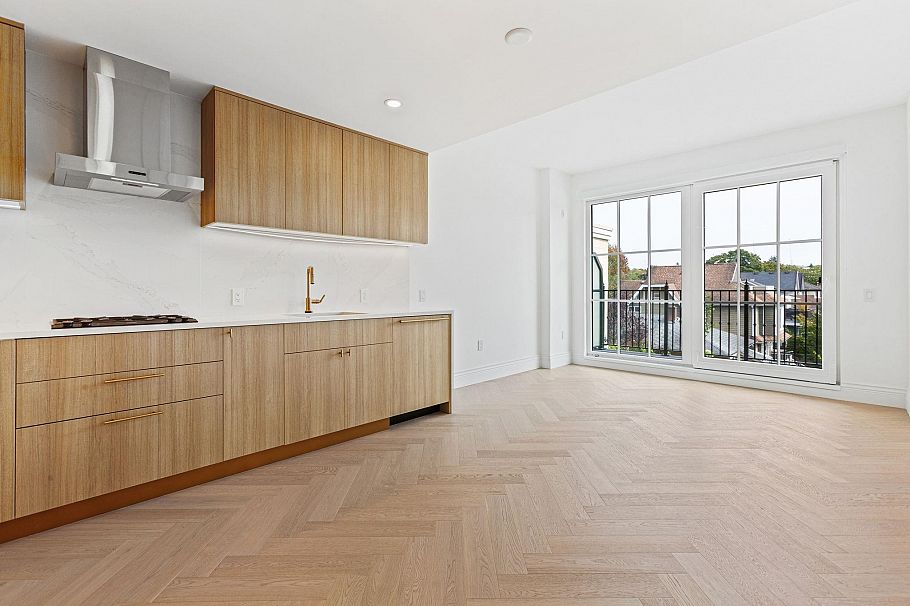 303 2096 W 47th Avenue Vancouver, BC - 6