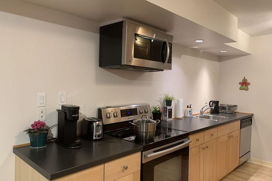 3558 W 32nd Avenue Vancouver, BC - 29