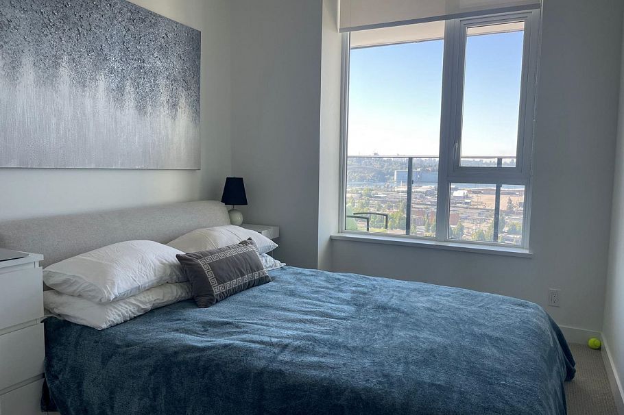 2005 1401 Hunter Street North Vancouver, BC - 25