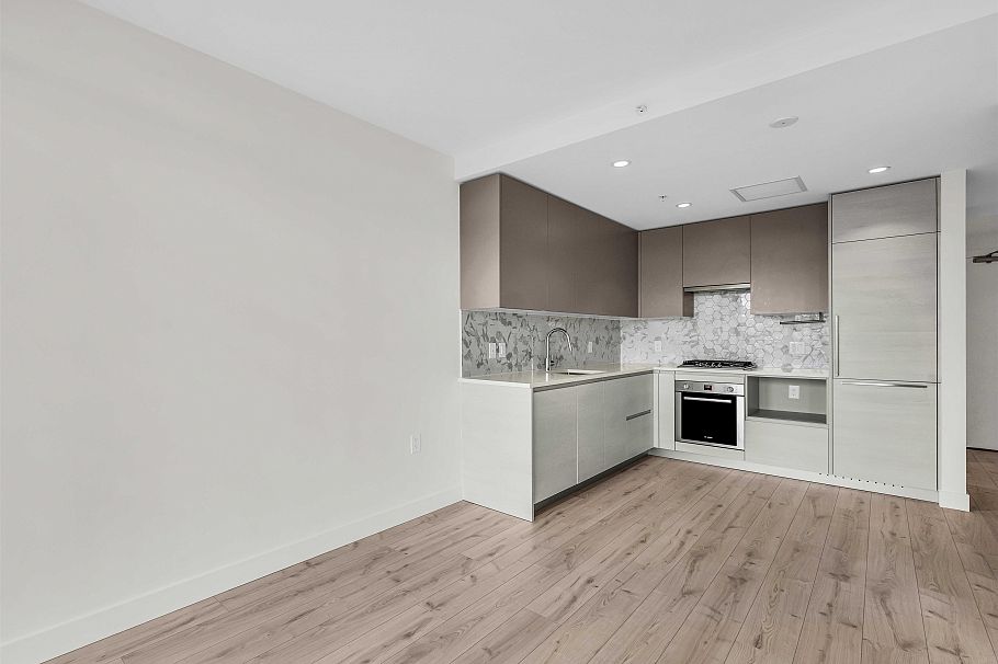 1302 8181 Chester Street Vancouver, BC - 9