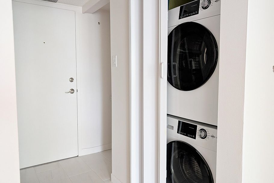 102 1225 Barclay Street Vancouver, BC - 6