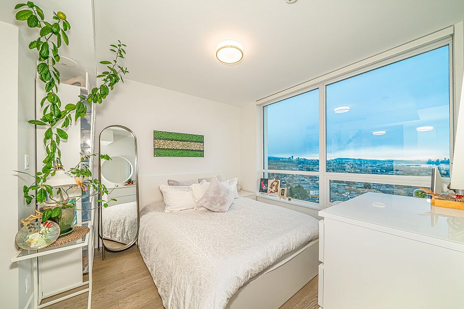 2102 1632 Lions Gate Lane North Vancouver, BC - 24