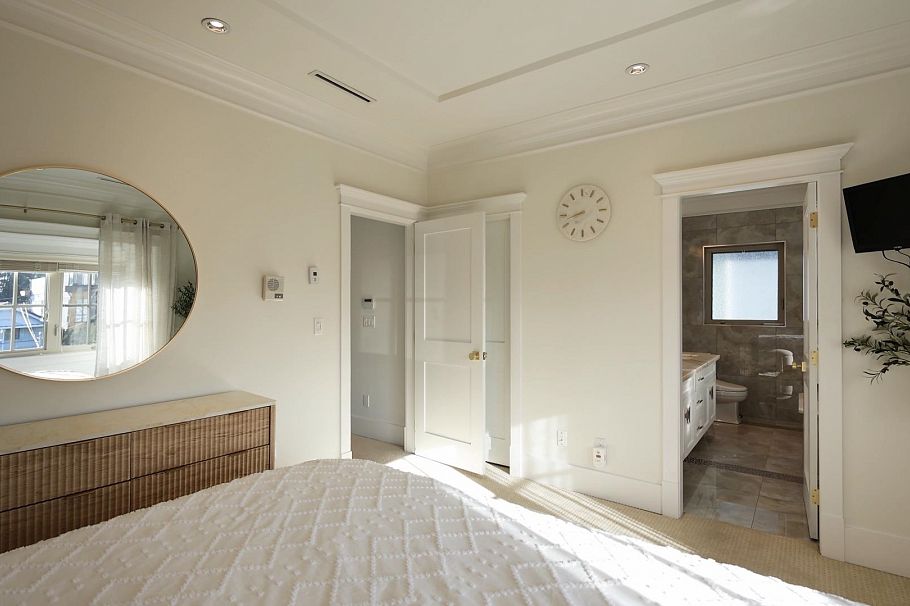 7588 Osler Street Vancouver, BC - 24