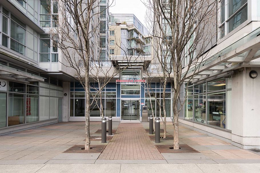 1201 89 W 2nd Avenue Vancouver, BC - 3