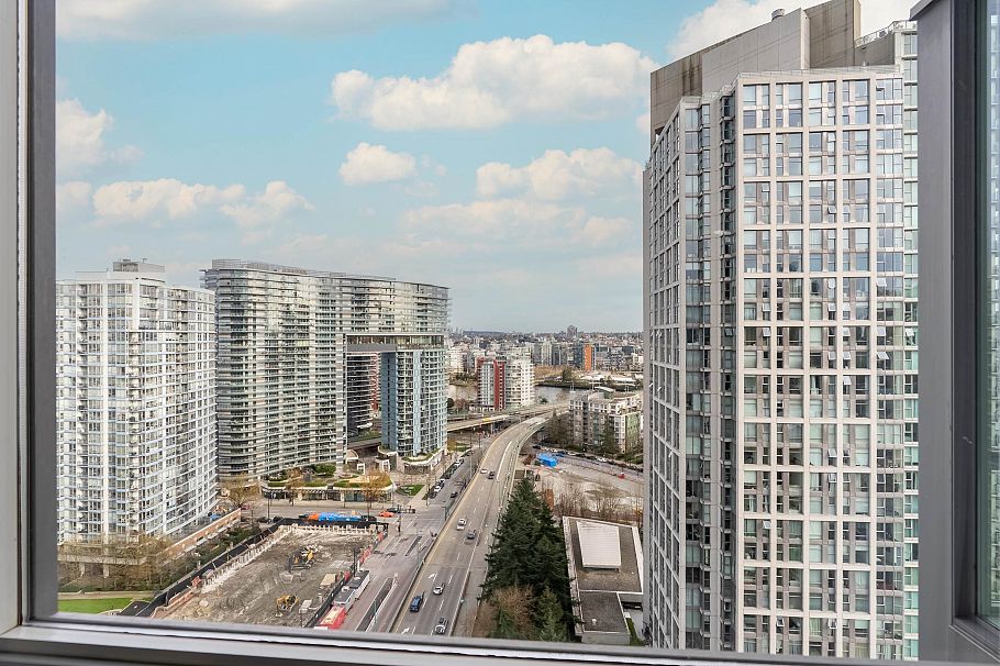 2605 1008 Cambie Street Vancouver, BC - 14