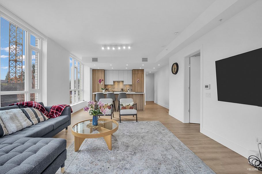 208 2385 Emery Court North Vancouver, BC - 9