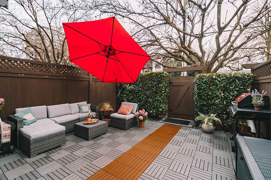 19 230 W 14th Street North Vancouver, BC - 14