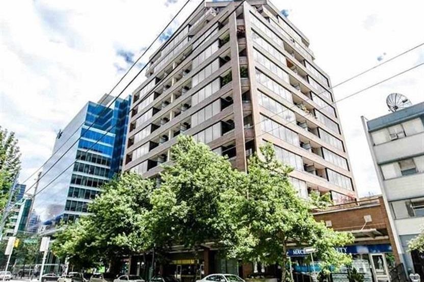 909 1010 Howe Street Vancouver, BC - 1