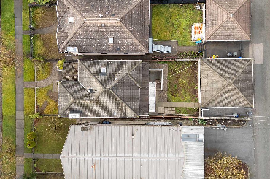 2667 E 47th Avenue Vancouver, BC - 38