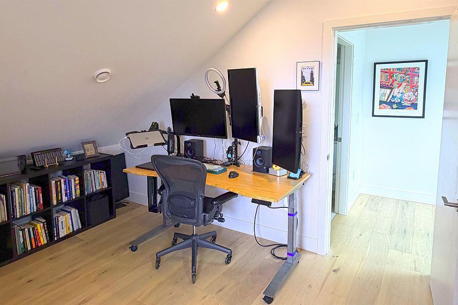 1260 E 14th Avenue Vancouver, BC - 17