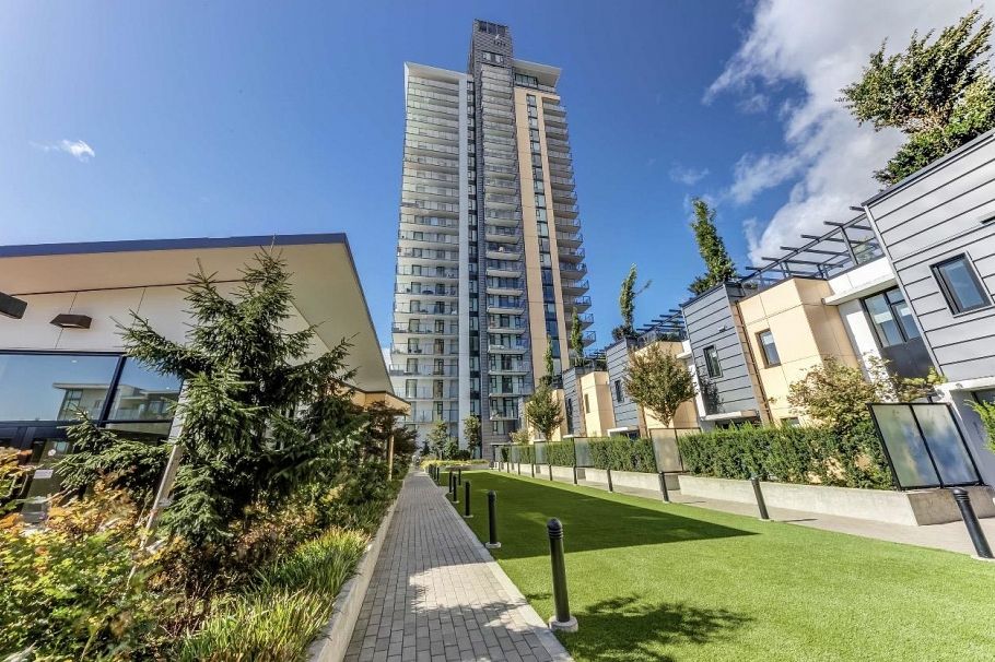 2005 1401 Hunter Street North Vancouver, BC - 6