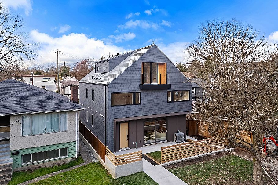 1 2091 E 20th Avenue Vancouver, BC - 1