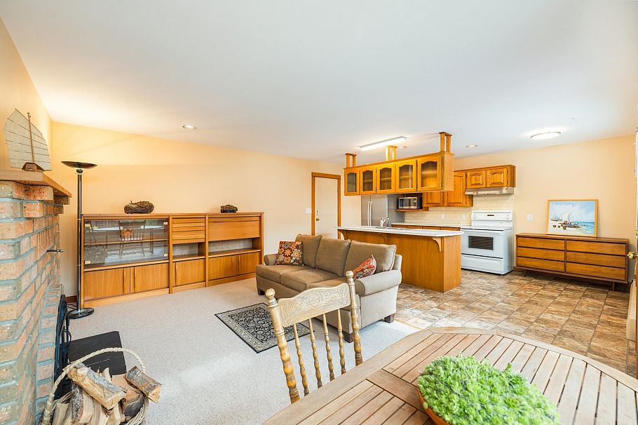 4548 W 7th Avenue Vancouver, BC - 14