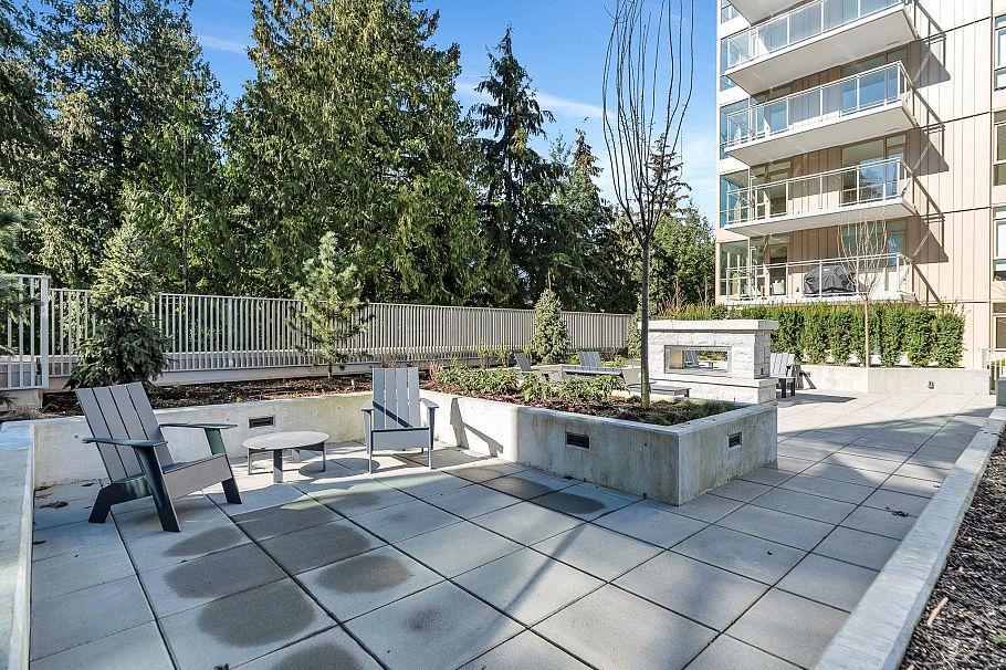 109 2325 Emery Court North Vancouver, BC - 29