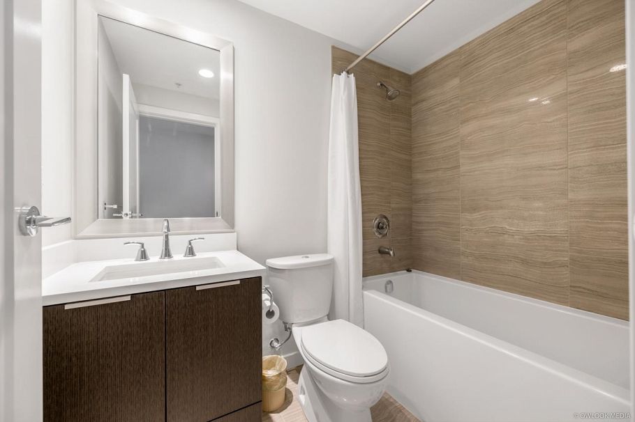 42 8628 Hazelbridge Way Richmond, BC - 18